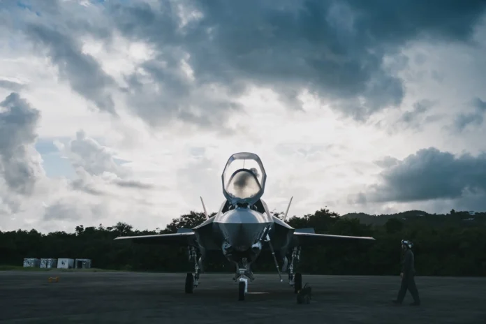 Caza F-35B Lightning II desplegado por EE. UU. en Puerto Rico durante operativo antidrogas en el Caribe
