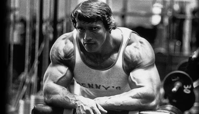 Arnold Schwarzenegger en el Arnold Sports Festival 2026. Leyenda: El actor confirmó conversaciones con productores para retomar sus personajes más icónicos.